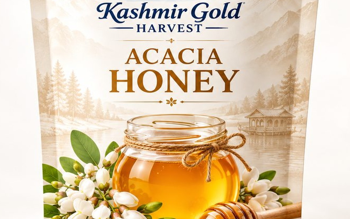 Acacia glass jar amber clarity focus angle